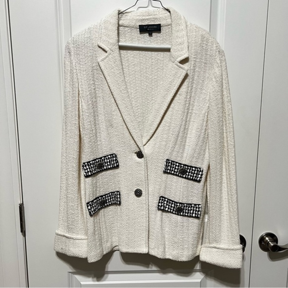 St. John Cream Blazer with Black Accents